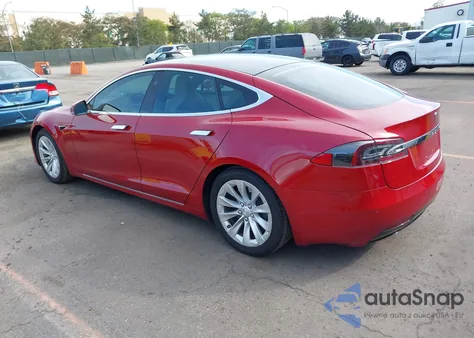 2019 Tesla Model S 100D/75D/Long Range/Standard Range из США, поврежденный, VIN 5YJSA1E21KF347539